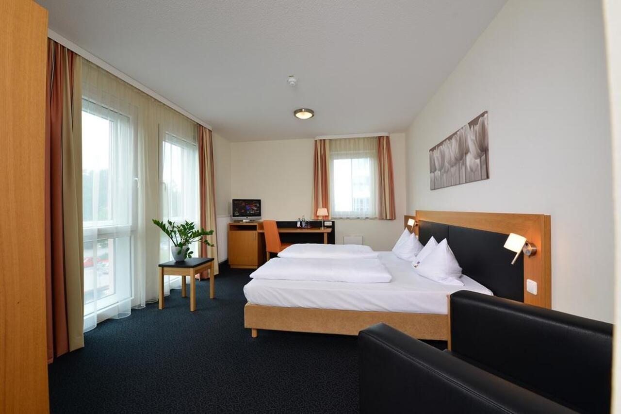 Arthotel Ana Gallery Vaterstetten Exterior foto