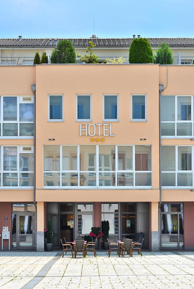Arthotel Ana Gallery Vaterstetten Exterior foto
