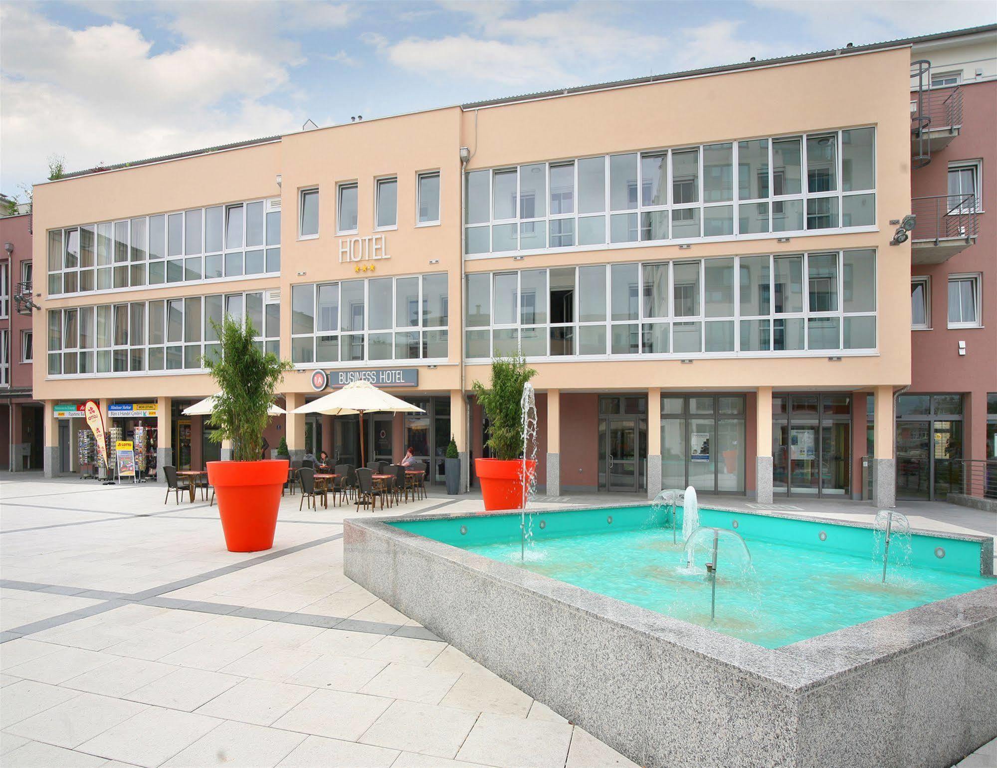Arthotel Ana Gallery Vaterstetten Exterior foto